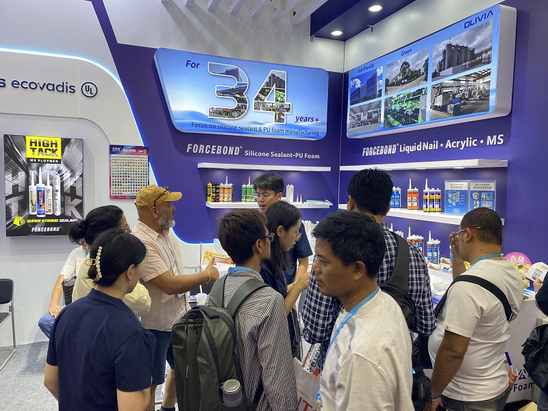 140 Canton Fair construction materials 800×600 Olivia Silicone Sealant